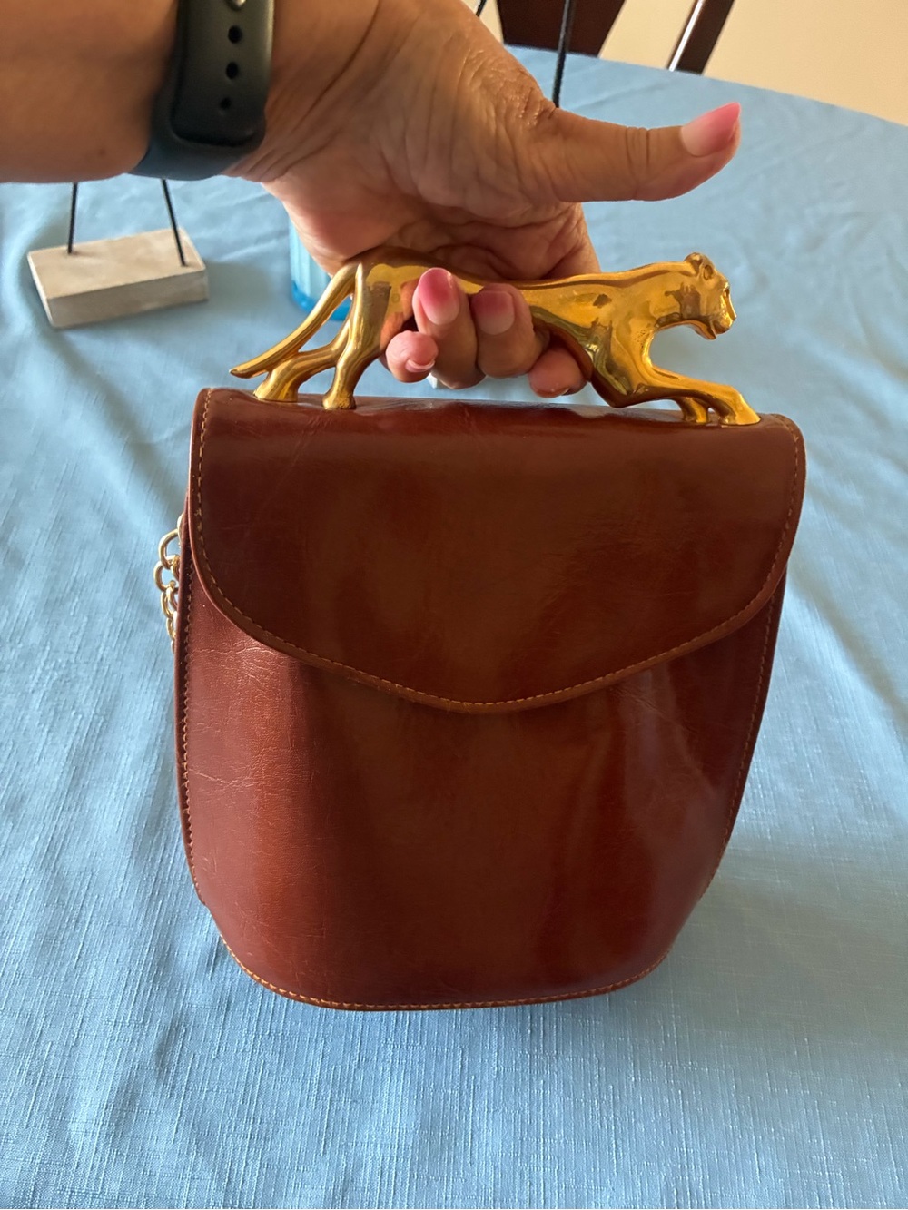 Rare vintage Sasha purse with gold panther/jaguar hardware - Picture 9 of 15